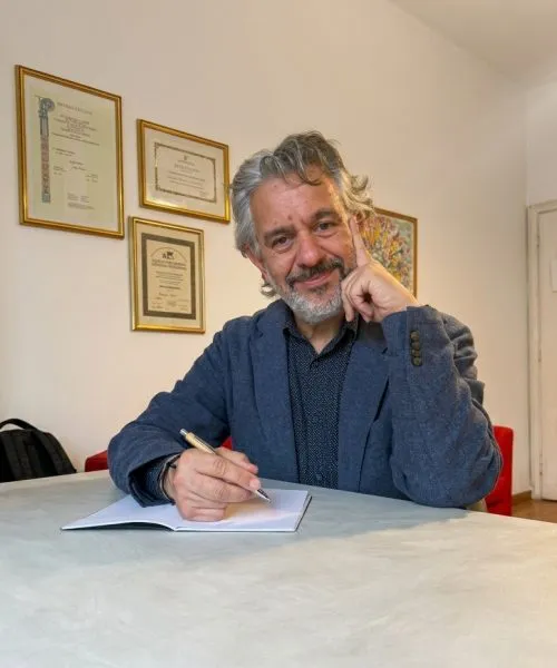 Dott. Pierpaolo Valerio durante una consulenza psicologica a Roma